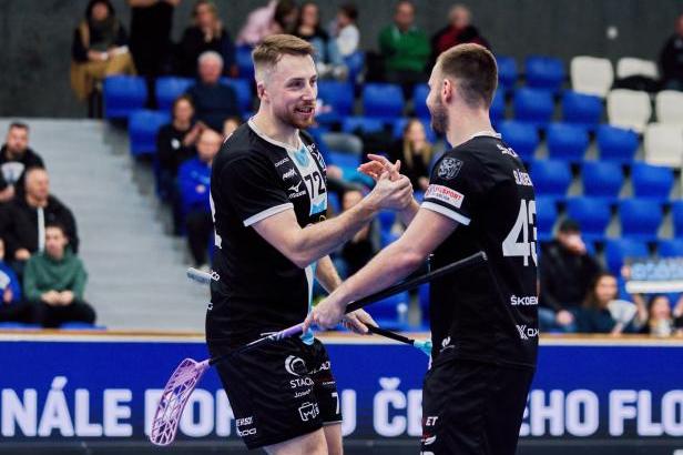 

ŽIVĚ: Superliga florbalistů Mladá Boleslav – Sparta Praha

