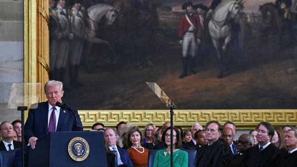 Revoluce zdravého rozumu Americe přinese zlatý věk, řekl Trump. Nejhorší obavy světa z prvních kroků se zatím nenaplňují