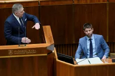 Slovenský parlament jedná o opozičním návrhu odvolat vládu