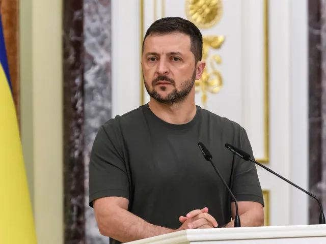 Ukrajina, Amerika, Evropa a Rusové. To je ideální formát jednání o míru, říká Zelenskyj