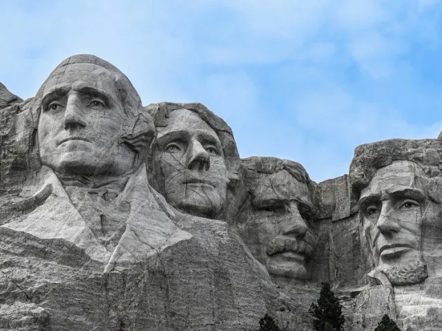 Trump vedle Lincolna. Kongresmanka chce vytesat jeho tvář na Mount Rushmore