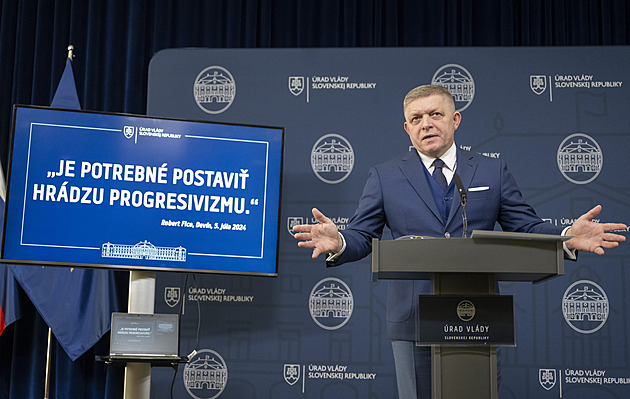 Fico ohlásil „hráz proti progresivismu“. Ústavu chce nadřadit unijnímu právu