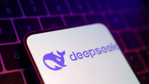 Firma DeepSeek tvrdí, že se její chatbot stal terčem kybernetického útoku