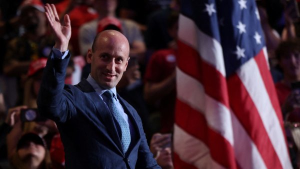 Muska chce zastavit Stephen Miller. K Trumpovi má v Bílém domě blízko jako nikdo jiný