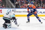 McDavid se po třízapasovém trestu vrátil do sestavy Edmontonu, gólem nastartoval obrat proti Seattlu