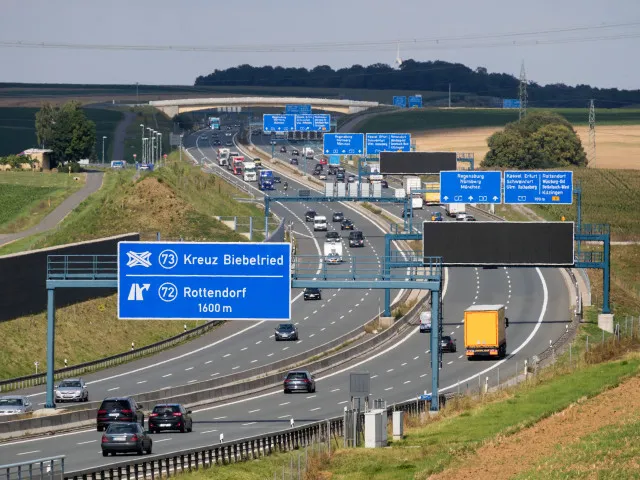 Omezí Němci rychlost na dálnicích na 130 km/h? Vedle migrace vévodí volbám další výbušné téma