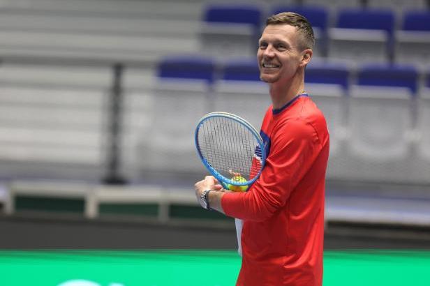 

Tenisté jsou před Davis Cupem fit. Berdych: Vše jde podle plánu, kluci podávají super výkon

