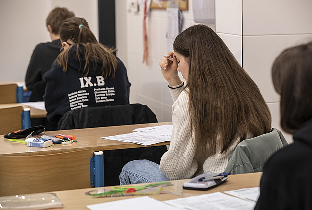 V sobotu startují přihlášky na střední. Vyhněte se půlnoci, žádá Cermat