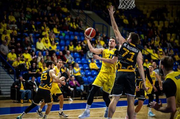 

ŽIVĚ: Liga basketbalistů Opava – Písek

