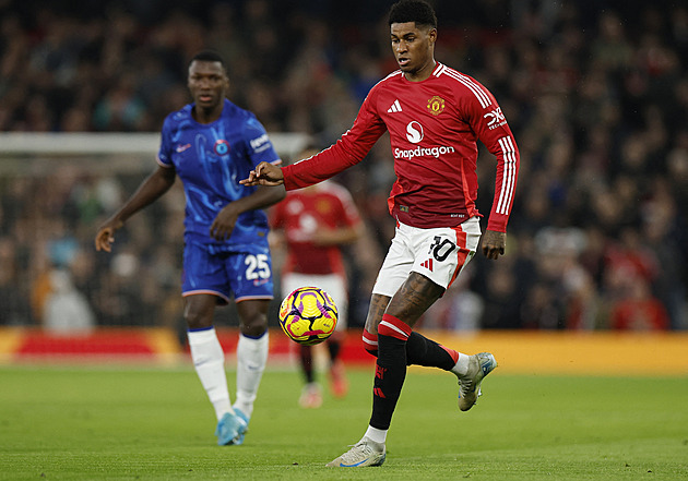 Rošáda v United: přichází dánský obránce, Rashford by měl tým opustit