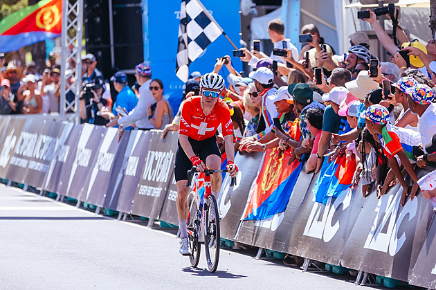 Schmid dosáhl ve WorldTour na druhý triumf, v horké Austrálii slavil po úniku