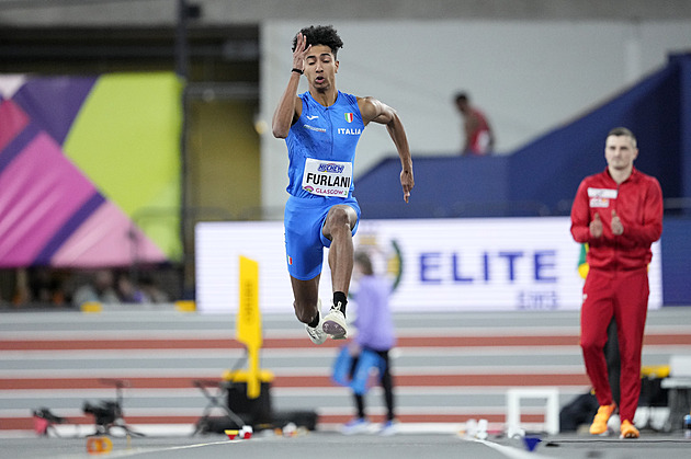 Ženská čtvrtka a černý kůň z Belgie, láká Juck na Czech Indoor Gala