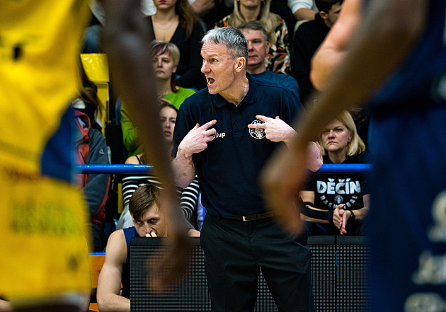 Basketbalisté Děčína zastavili Olomoucko, kanadská posila se blýskla 18 body