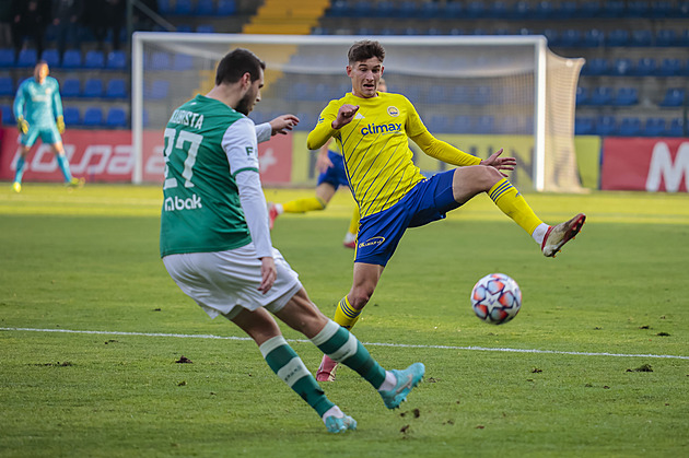 Fotbalisté Zlína odletěli na soustředění do Turecka i s uzdraveným Tkáčem