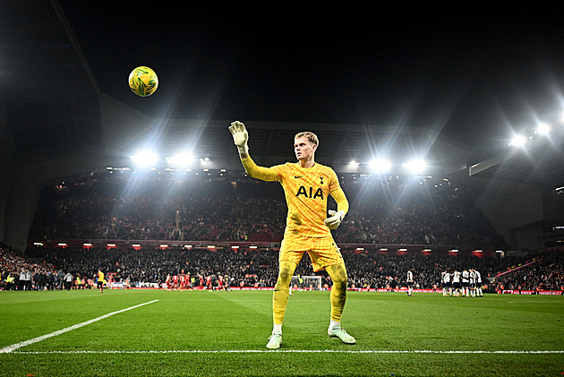 Kinský si za Tottenham v Evropské lize nezachytá, chybí na soupisce