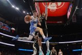 Basketbalisté Atlanty otočili zápas s Milwaukee, Krejčí si podruhé v kariéře připsal double double