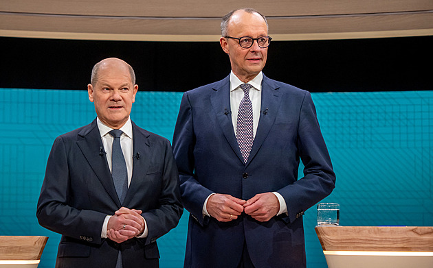 Agresivní Scholz a klidný Merz. V debatě se přeli o migraci i hospodářství