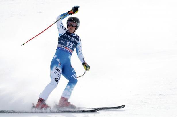 

Premiéru týmové kombinace vyhrály Američanky Johnsonová se Shiffrinovou

