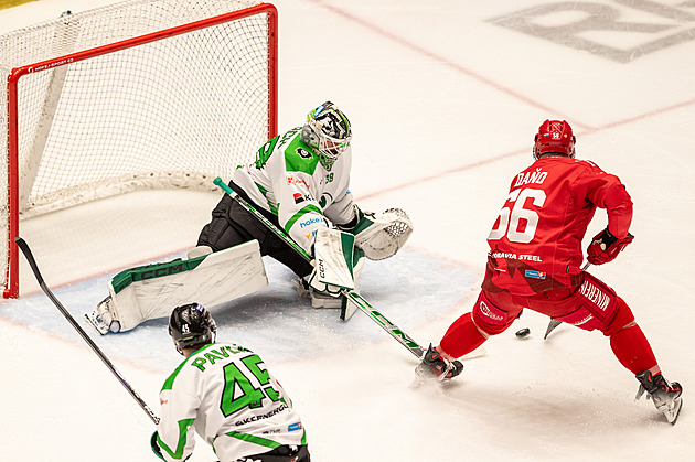 ONLINE: Extraliga je zpět. Boleslav hraje v Třinci, Varaďa poprvé proti Pardubicím