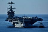 Americká letadlová loď USS Harry S. Truman se u Egypta srazila s obchodní lodí