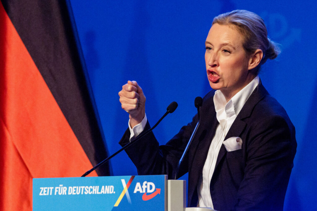 Americký viceprezident se sešel s šéfkou AfD. V projevu ji nepřímo podpořil před volbami