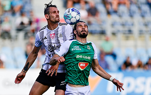 ONLINE: Č. Budějovice - Jablonec, za poslední tým ligy debutuje Pekarík