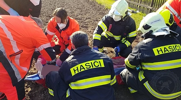 Farmáře straší krácení dotací kvůli pokutám od inspekce práce, začne se letos