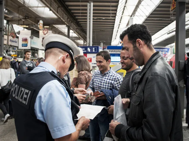 Znepokojivá zpráva o kriminalitě v Německu. 39 % odsouzených jsou cizinci