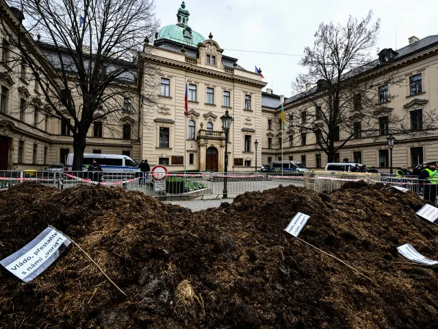 Zemědělci vyjedou 27. února na protest proti dovozu potravin z Ukrajiny a dalších zemí mimo EU